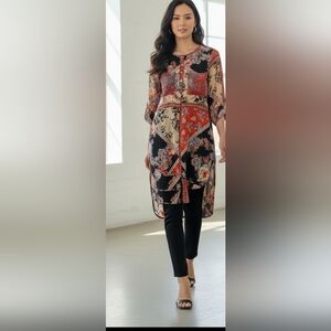 Fig and Flower Woman's  Floral Hight Low Tunic Top